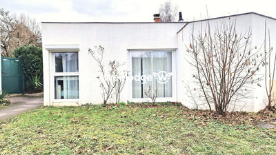 Maison - 103 m² - 5 pièces