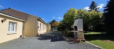 Maison - 140 m² - 5 pièces