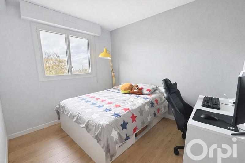 Appartement - 105 m² - 4 pièces