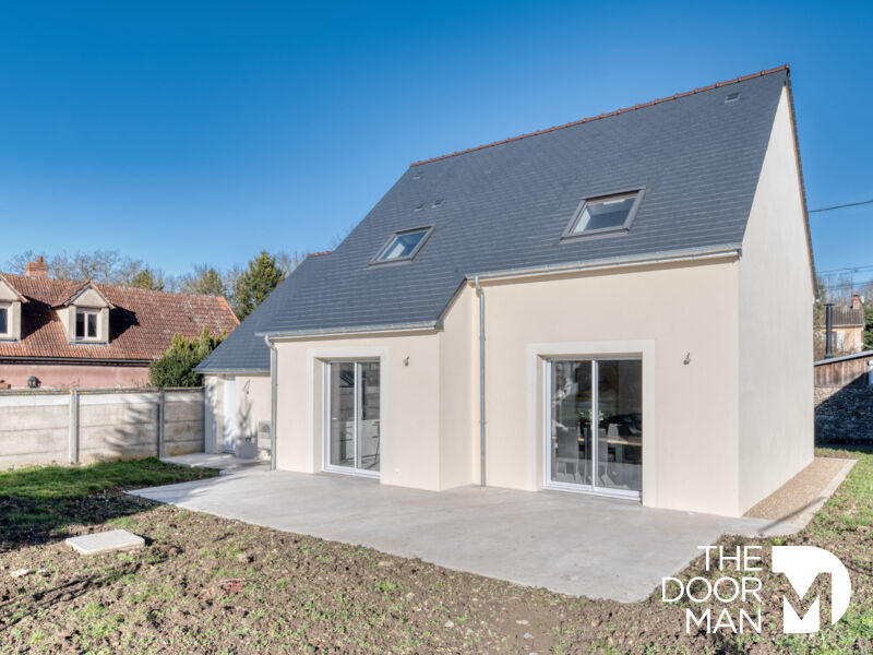 Maison - 94 m² - 5 pièces