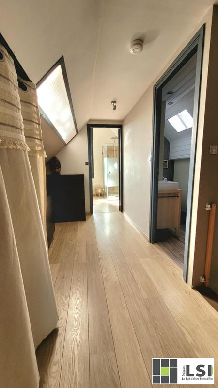 Maison contemporaine - 165 m² - 10 pièces