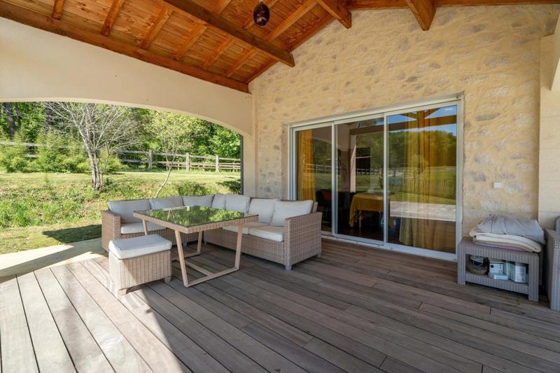 Demeure - 185 m² - 7 pièces