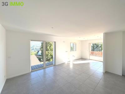 Maison - 115 m² - 4 pièces