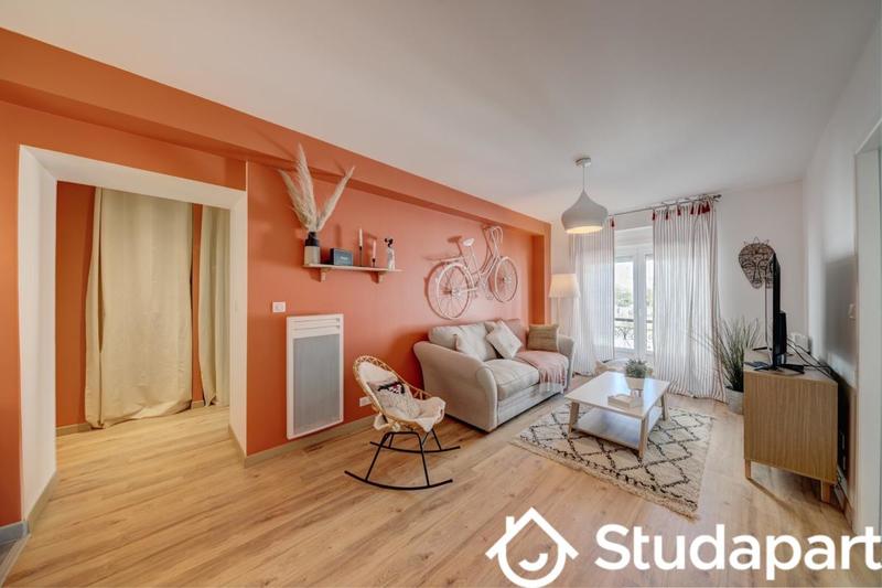 Chambre - 14 m² - 1 pièce