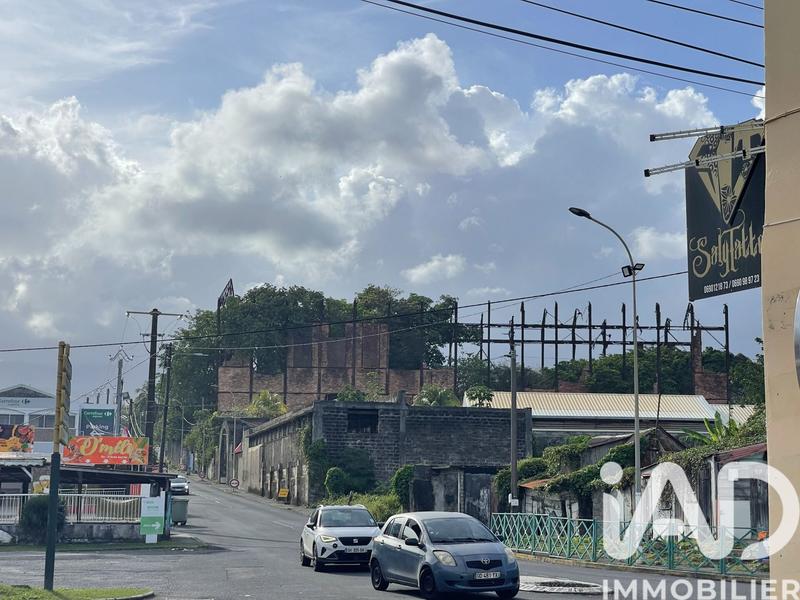 Maison - 200 m² - 6 pièces