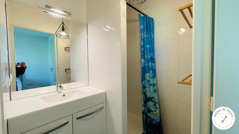 Appartement - 90 m² - 3 pièces