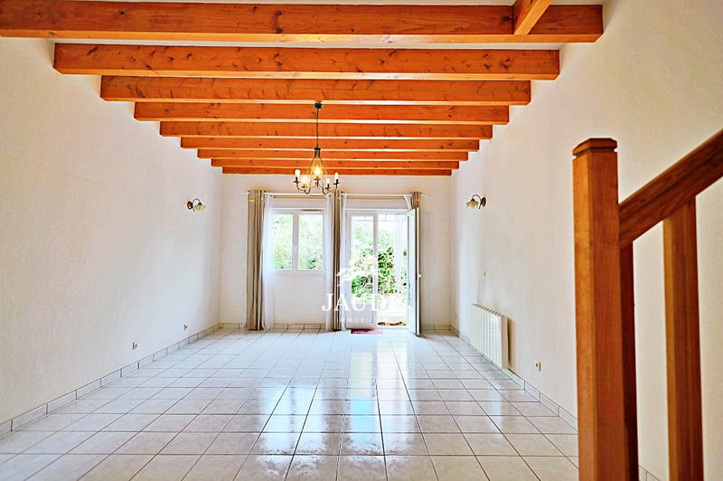 Maison - 102 m² - 6 pièces