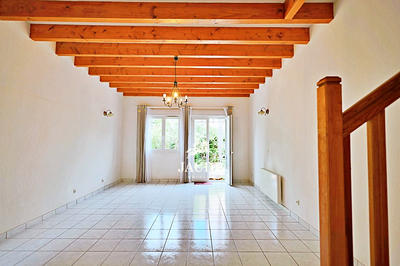 Maison - 102 m² - 6 pièces