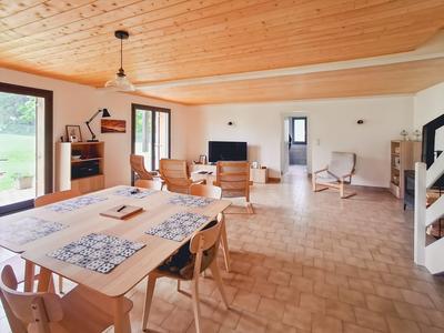 Maison - 101 m² - 5 pièces