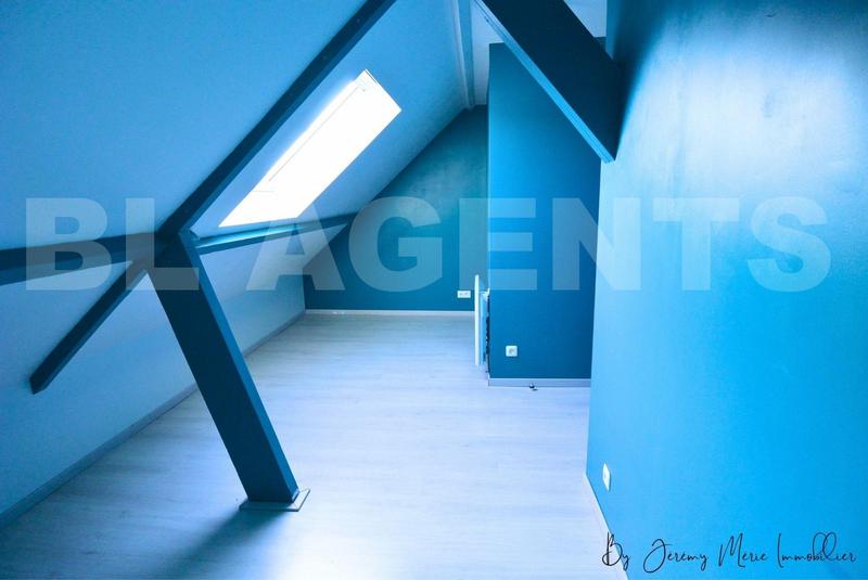 Maison jumelée - 97 m² - 6 pièces