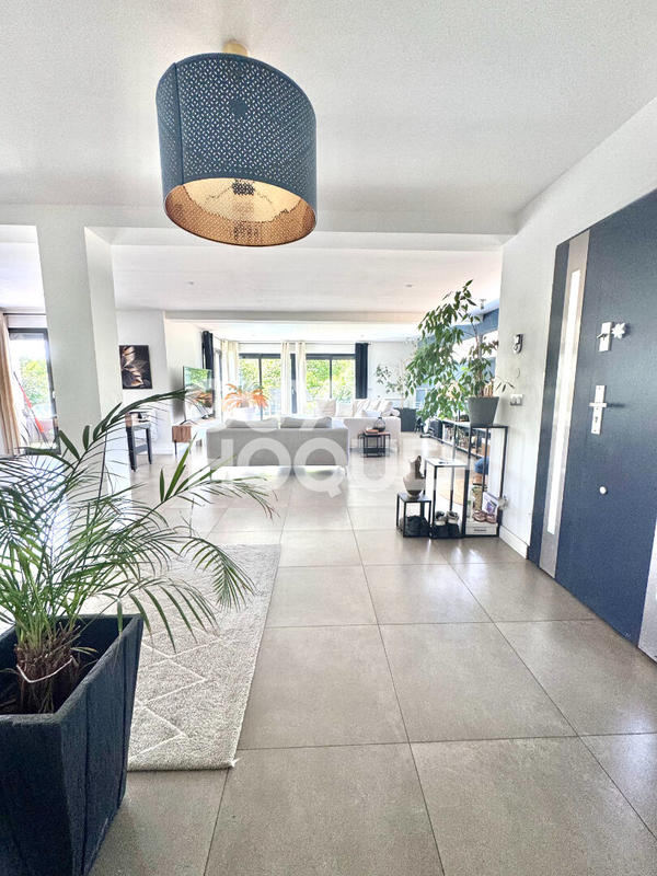 Maison - 175 m² - 7 pièces