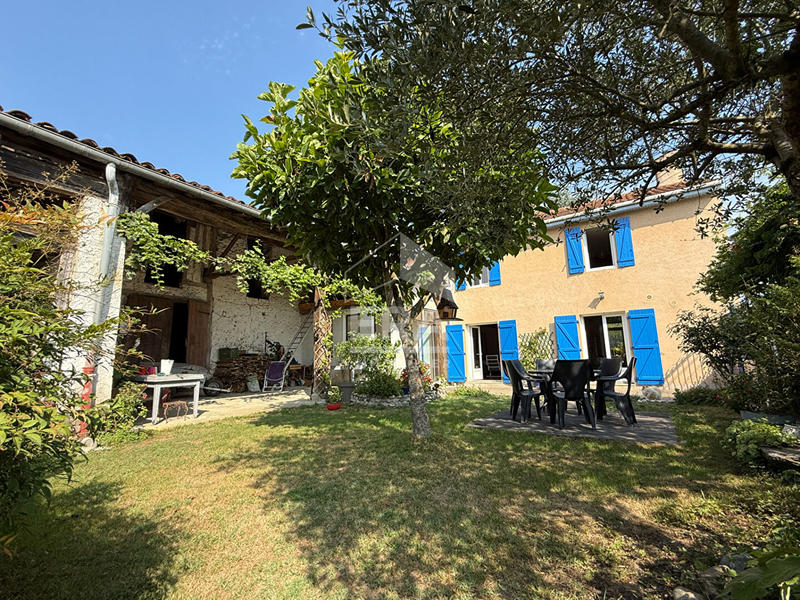 Maison - 152 m² - 5 pièces