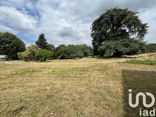 Maison - 280 m² - 10 pièces