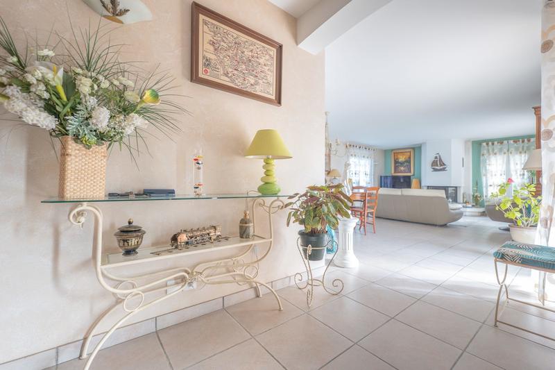 Maison - 167 m² - 6 pièces