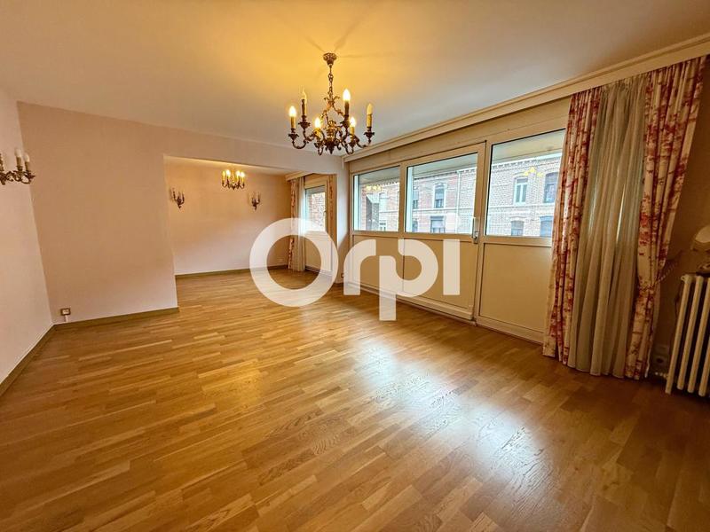 Appartement - 120 m² - 5 pièces