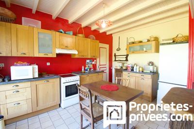 Maison - 158 m² - 7 pièces