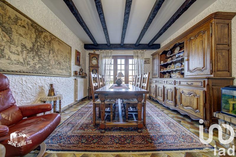 Maison - 251 m² - 8 pièces