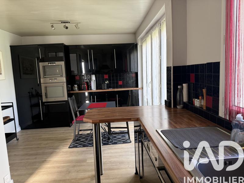 Maison - 90 m² - 4 pièces