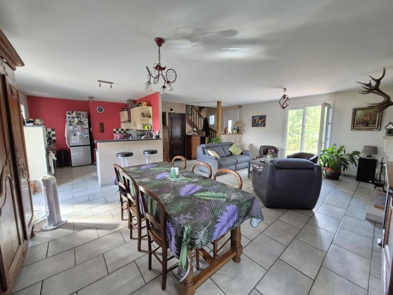 Maison - 157 m² - 5 pièces