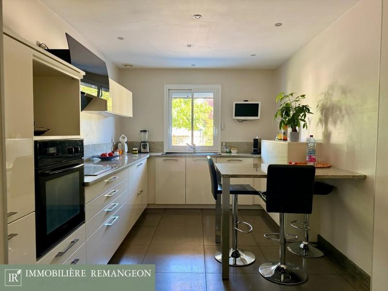 Maison de village - 135 m² - 6 pièces