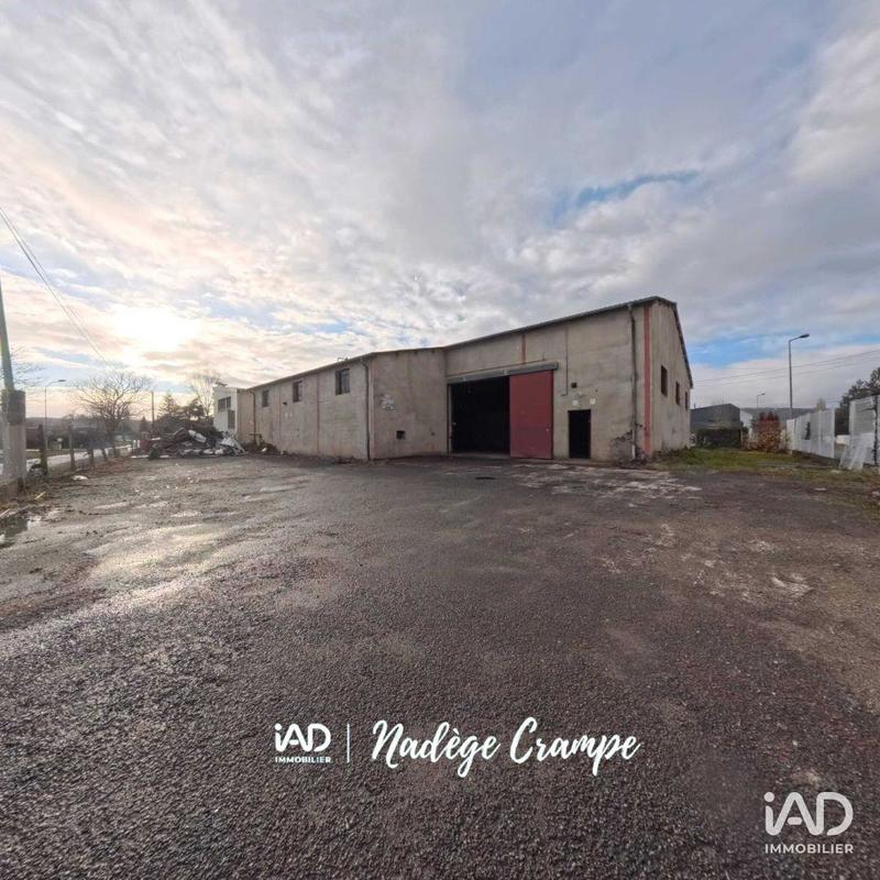 Local commercial - 702 m²