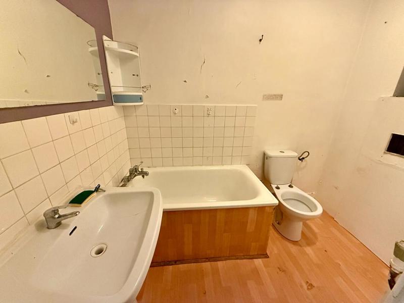 Immeuble - 130 m² - 7 pièces