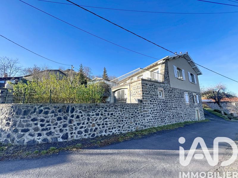 Maison - 123 m² - 5 pièces