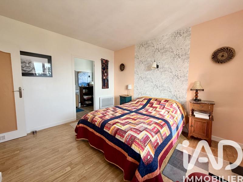 Maison - 200 m² - 6 pièces