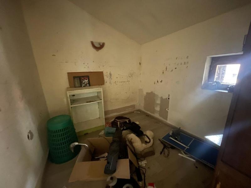 Maison - 300 m² - 4 pièces