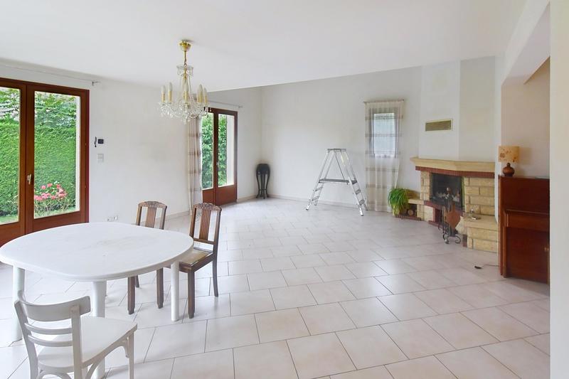 Maison - 154 m² - 9 pièces