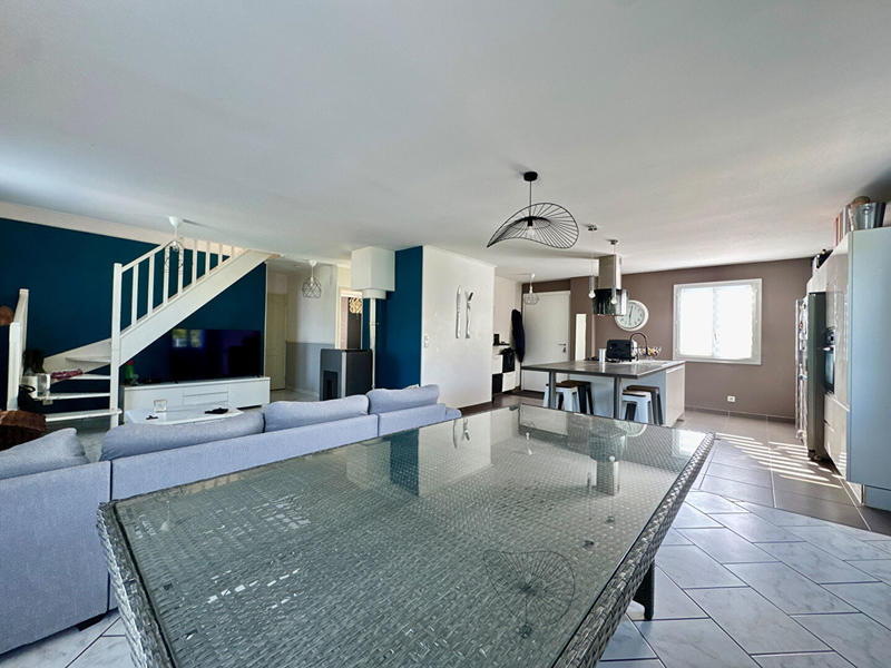 Maison - 135 m² - 6 pièces