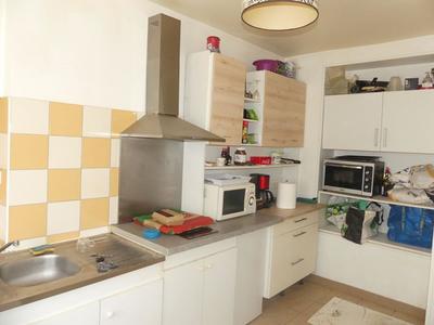 Immeuble - 90 m² - 4 pièces