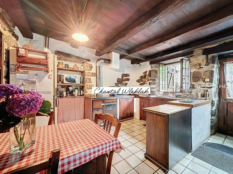 Maison - 98 m² - 5 pièces