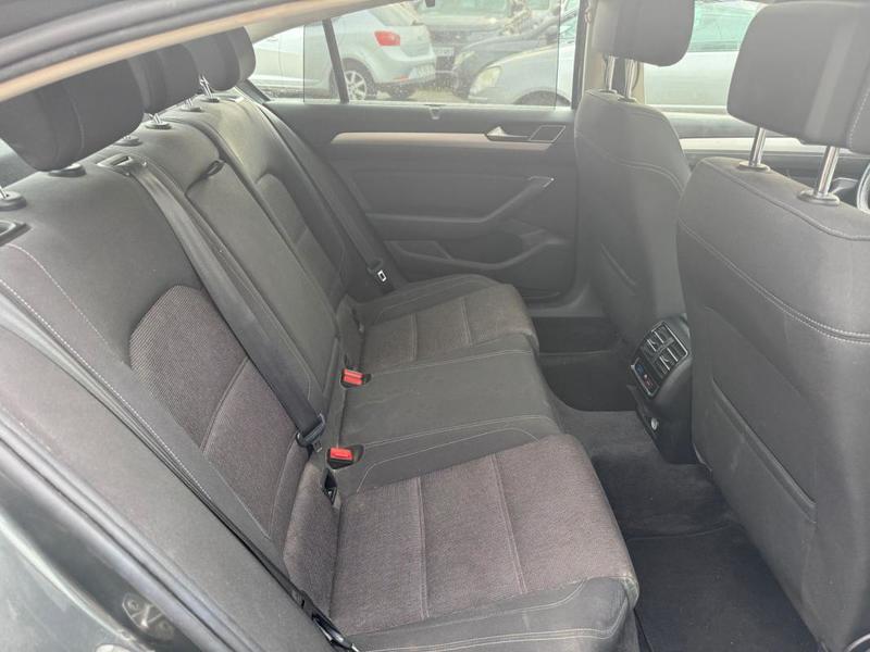 Volkswagen Passat 8 2.0 Tdi 150 Bmt Bvm6 Confortline