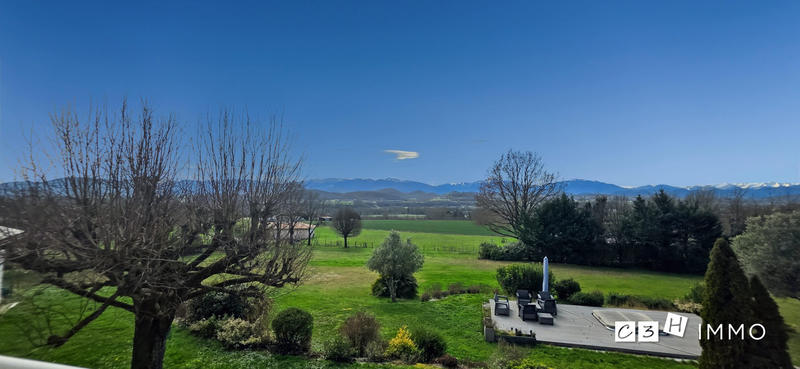 Villa - 234 m² - 7 pièces