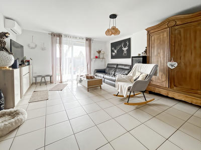 Maison - 83 m² - 3 pièces