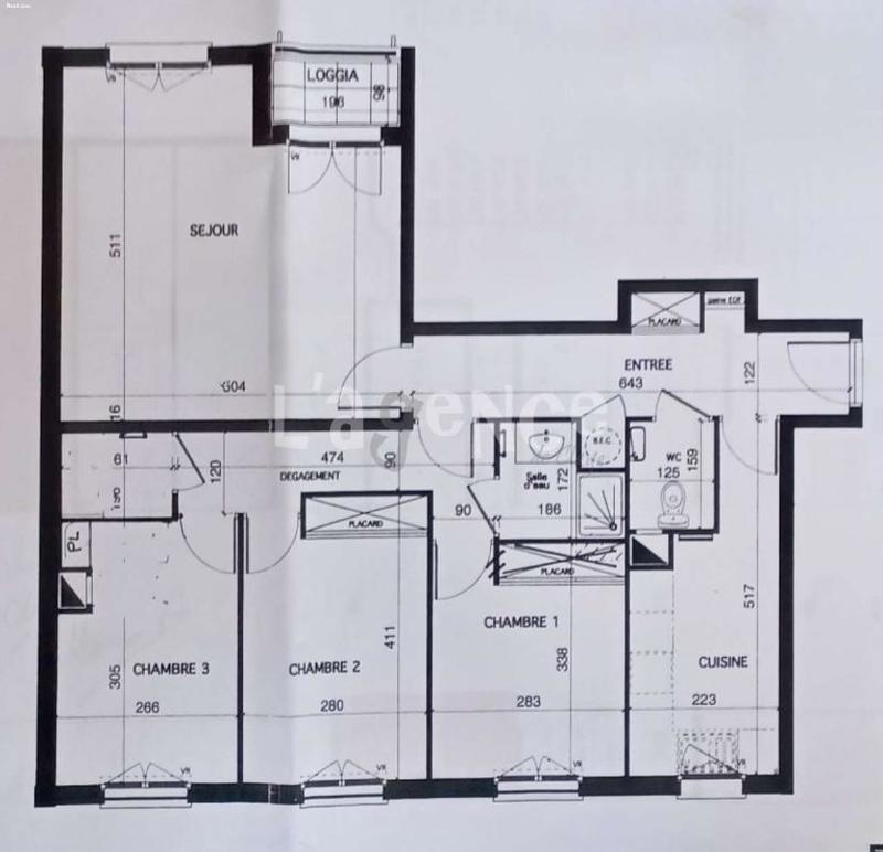 Appartement - 83 m² - 4 pièces