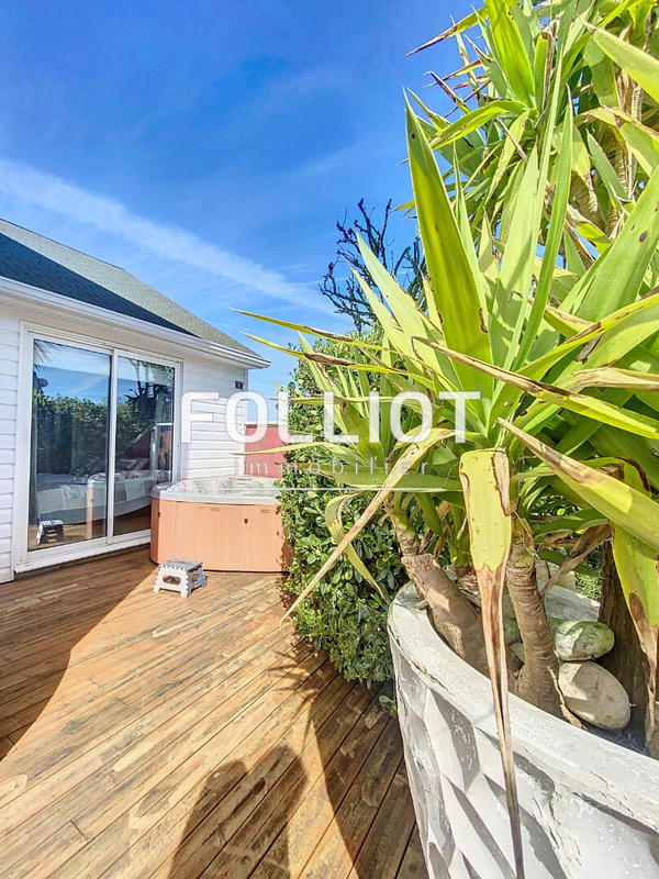 Maison - 140 m² - 8 pièces