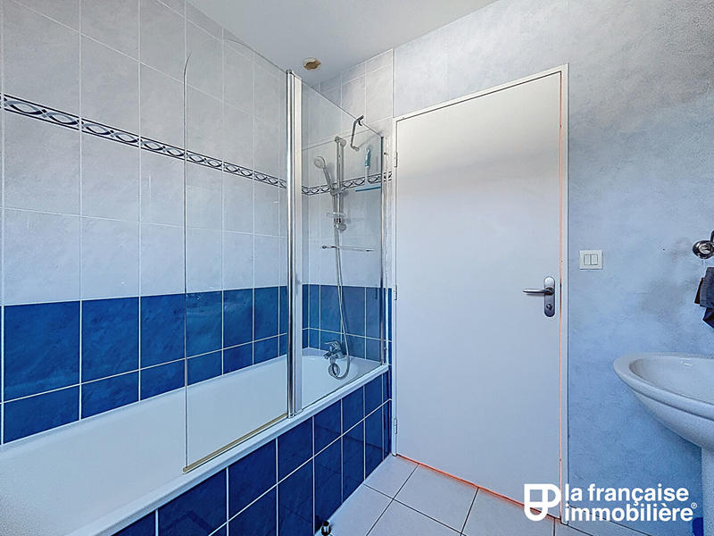 Maison - 93 m² - 5 pièces