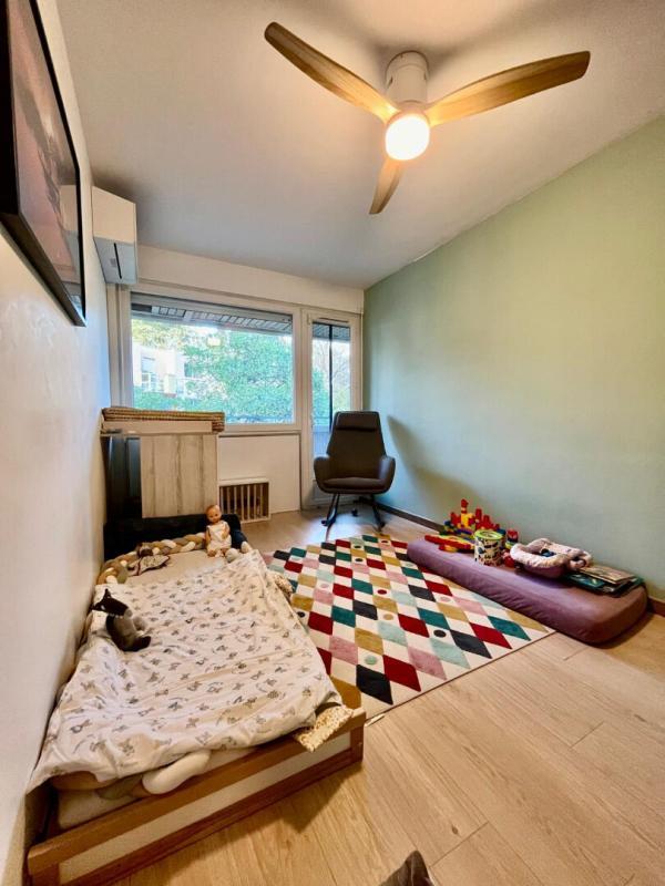 Appartement - 98 m² - 4 pièces