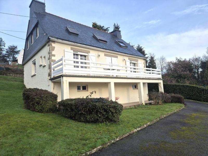 Maison - 122 m² - 4 pièces