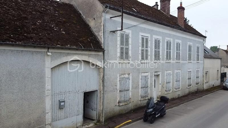 Immeuble - 167 m² - 20 pièces