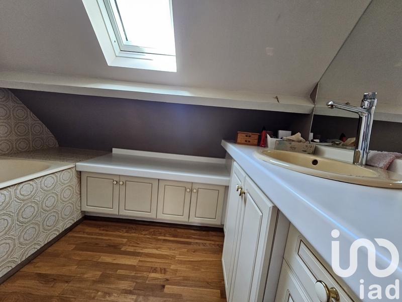 Maison - 320 m² - 7 pièces