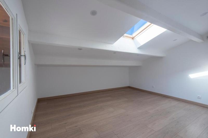 Villa - 180 m² - 7 pièces