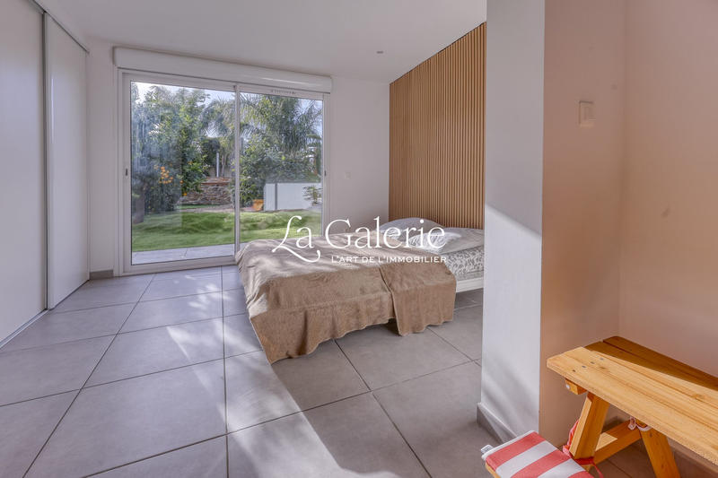 Villa - 165 m² - 6 pièces