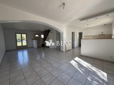 Maison - 91 m² - 4 pièces