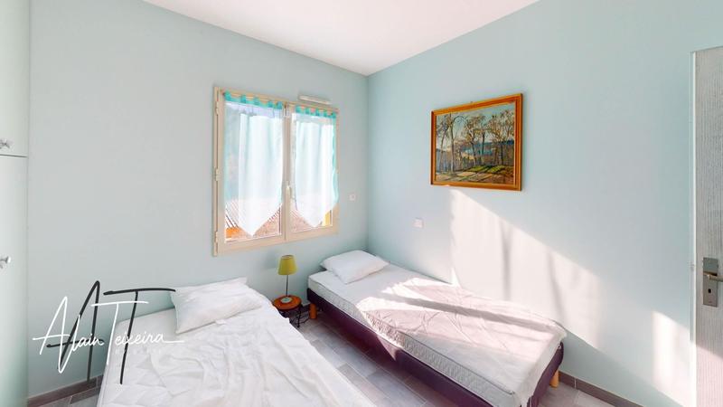 Maison - 308 m² - 8 pièces