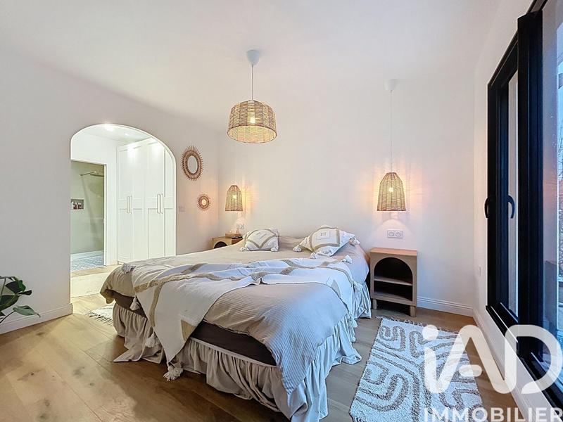 Maison - 121 m² - 6 pièces