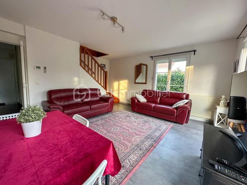 Maison - 92 m² - 5 pièces