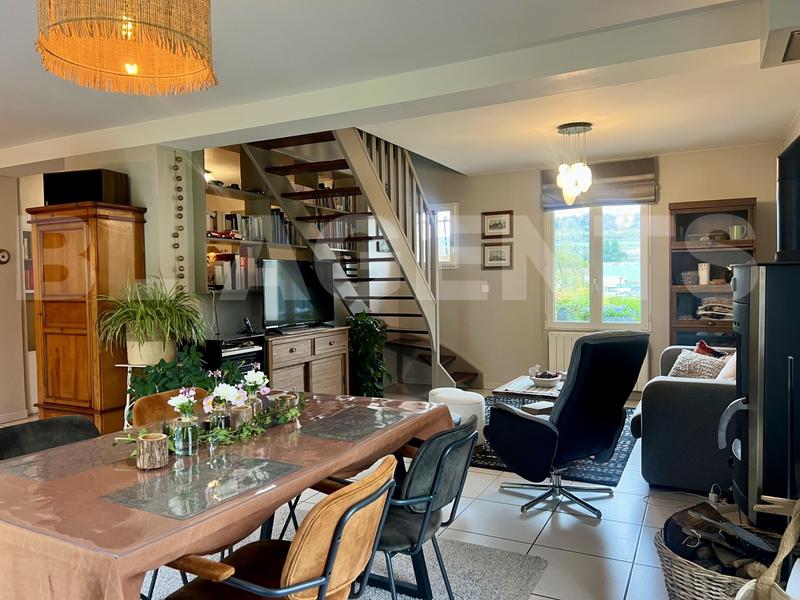 Maison contemporaine - 145 m² - 4 pièces